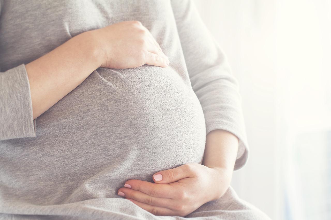 Une femme enceinte